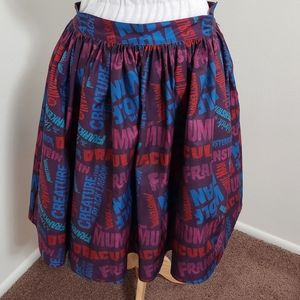 Unique Vintage Universal Studios Monsters Skirt Pre-Owned Missing Button 2X/18.